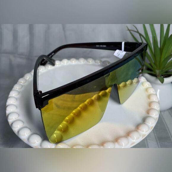 🔥❤️🔥 NEW Muse Style Women’s Eyewear Sunglasses NWT - Picture 7 of 9